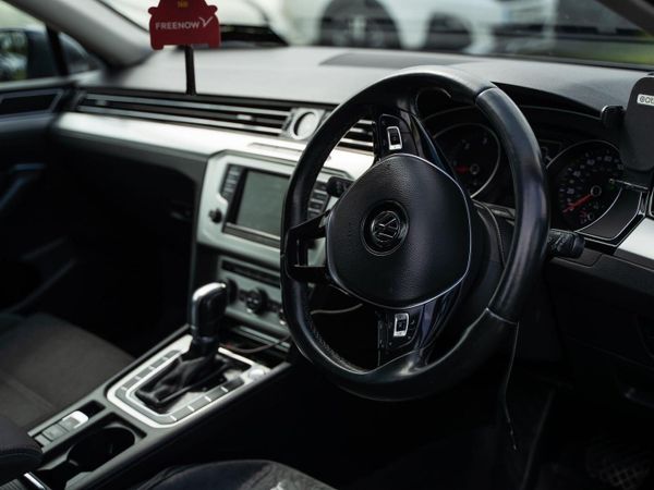 Volkswagen Passat Estate, Diesel, 2016, Grey