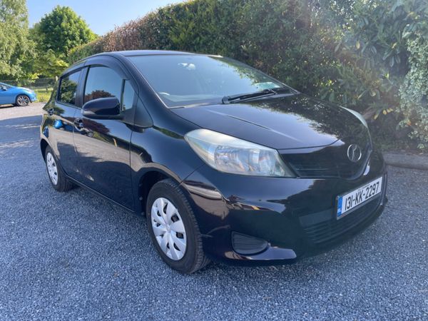 Toyota Vitz Hatchback, Petrol, 2013, Purple