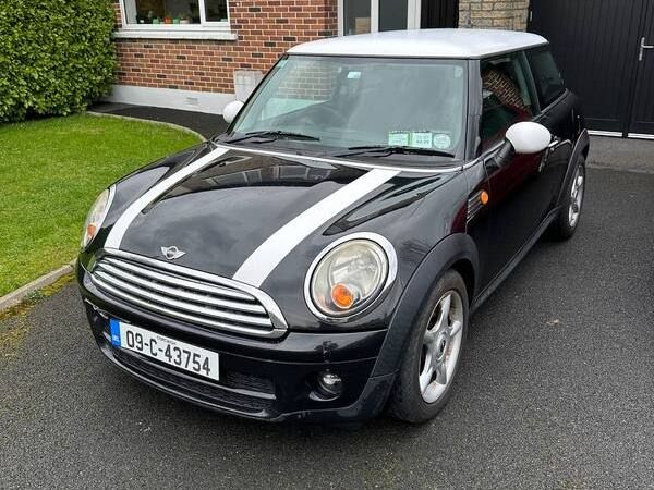 Mini Cooper Hatchback, Diesel, 2009, Black