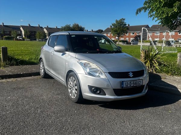 Suzuki Swift Hatchback, Petrol, 2012, Silver