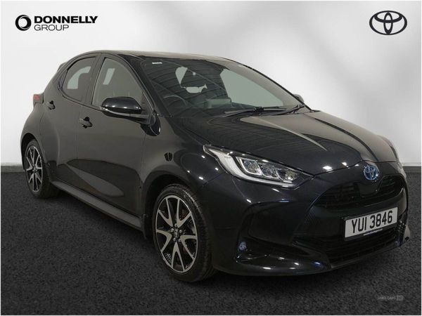 Toyota Yaris , Hybrid, 2022, Black