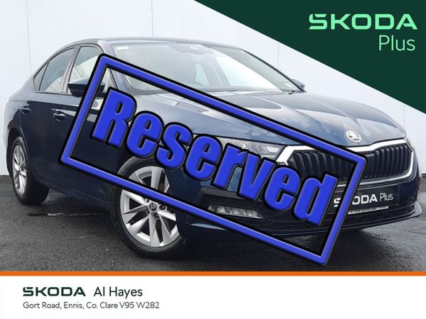 Skoda Octavia Saloon, Petrol, 2024, Blue