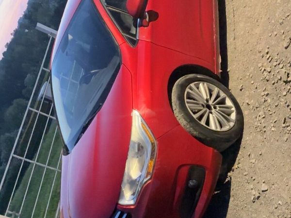 Citroen C4 Hatchback, Diesel, 2011, Red