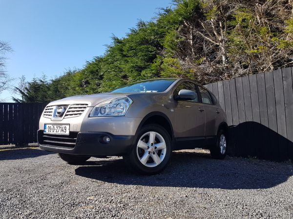Nissan Qashqai Hatchback, Petrol, 2009, Brown