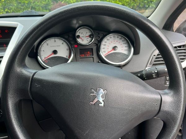 Peugeot 207 Hatchback, Diesel, 2010, Grey