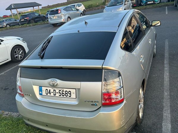 Toyota Prius Hatchback, Petrol Hybrid, 2004, Silver