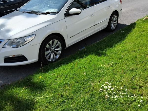 Volkswagen Passat Coupe, Diesel, 2011, White