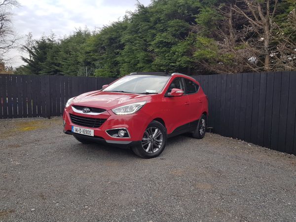 Hyundai ix35 SUV, Diesel, 2014, Red