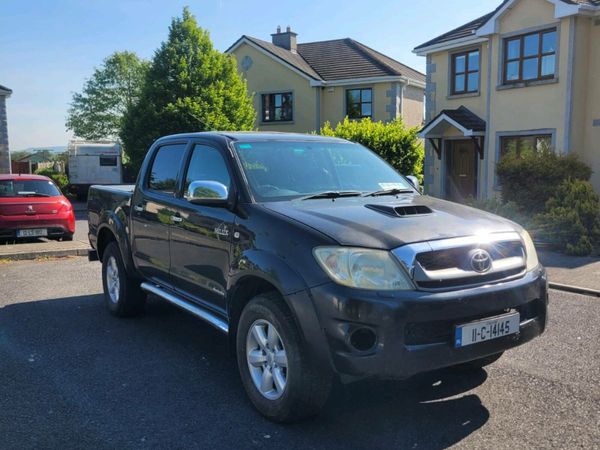 Toyota Hilux Crew Cab, Diesel, 2011, Black