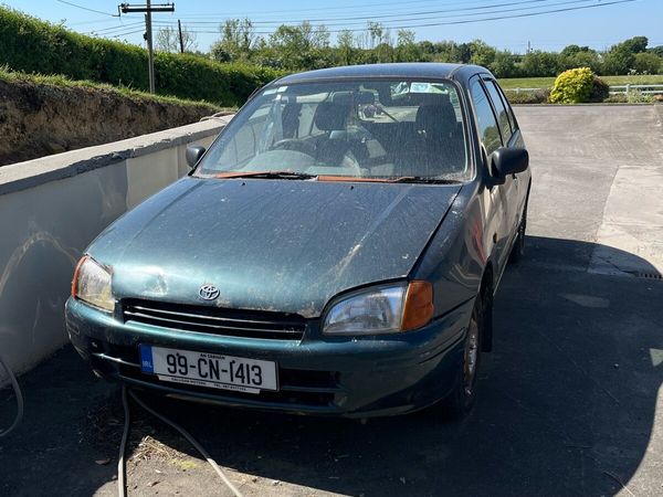Toyota Starlet Hatchback, Petrol, 1999, Green