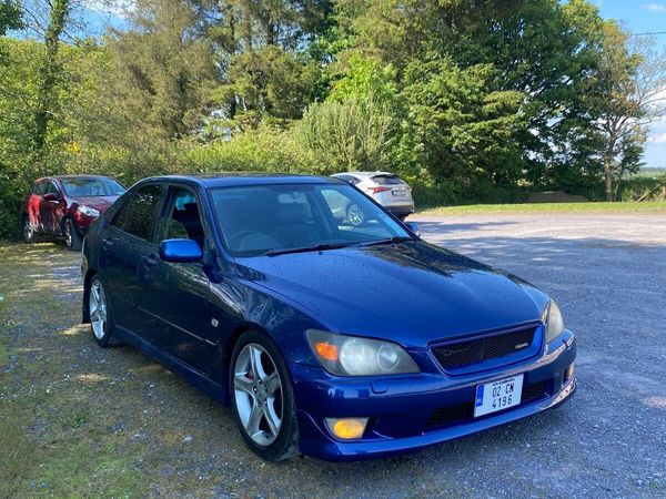 Lexus IS Saloon, Petrol, 2002, Blue