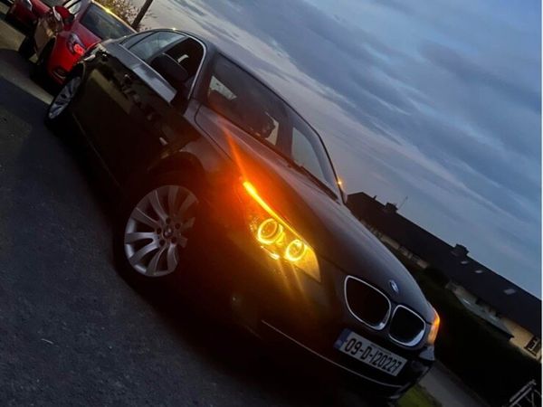 BMW 5-Series Saloon, Diesel, 2009, Black