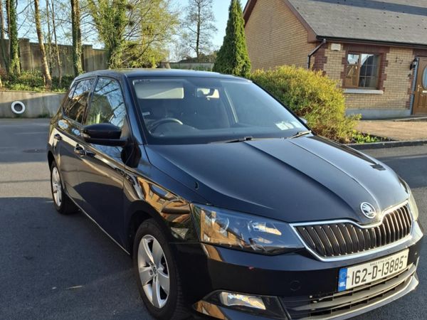 Skoda Fabia Hatchback, Petrol, 2016, Black