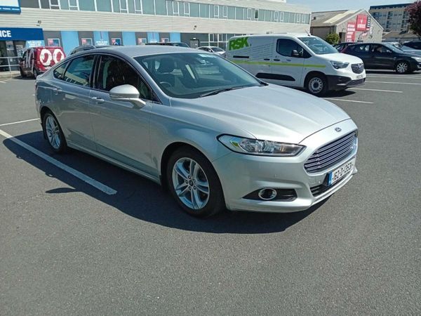 Ford Mondeo Hatchback, Diesel, 2016, Silver