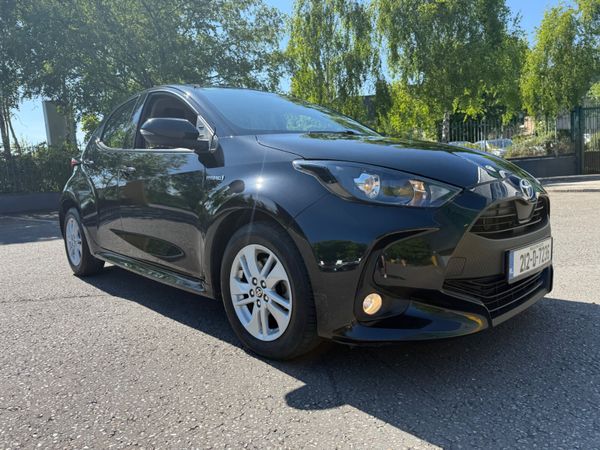 Toyota Yaris Hatchback, Petrol Hybrid, 2021, Black