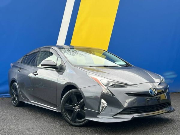 Toyota Prius Hatchback, Petrol Hybrid, 2018, Grey