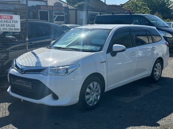 Toyota Corolla Estate, Petrol Hybrid, 2016, White