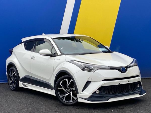 Toyota C-HR SUV, Petrol Hybrid, 2018, White
