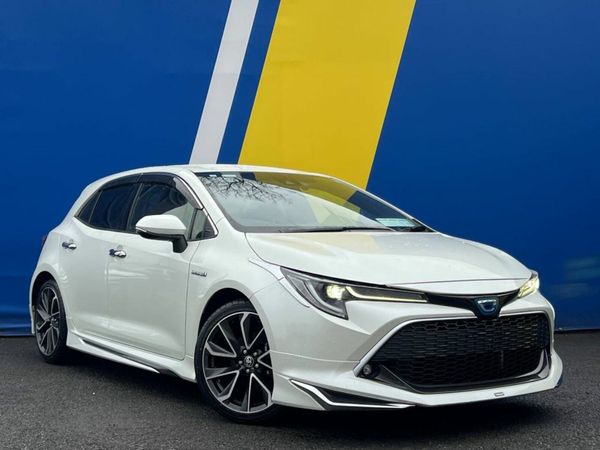 Toyota Corolla Hatchback, Petrol Hybrid, 2019, White