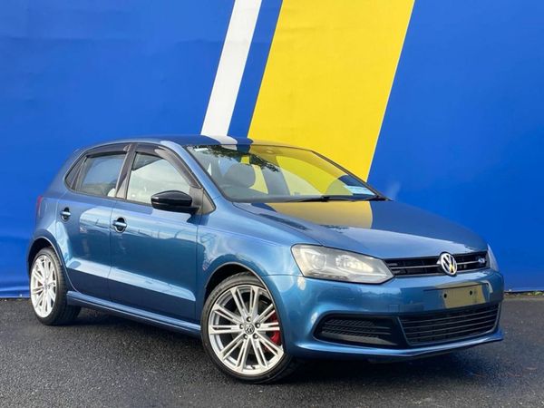 Volkswagen Polo Hatchback, Petrol, 2014, Blue