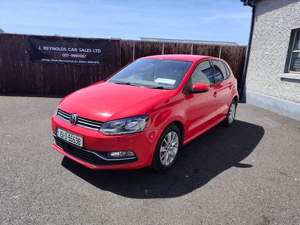 Volkswagen Polo Hatchback, Petrol, 2015, Red
