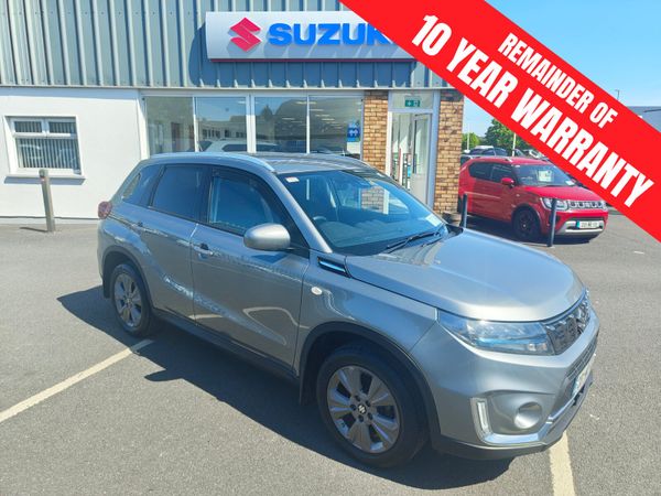 Suzuki Vitara SUV, Petrol Hybrid, 2023, Grey
