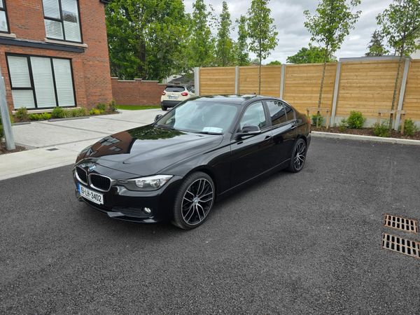 BMW 3-Series Saloon, Diesel, 2015, Black