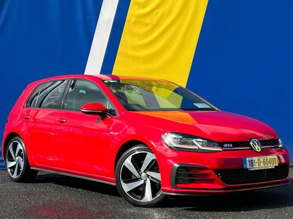 Volkswagen Golf Hatchback, Petrol, 2018, Red