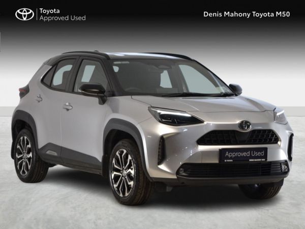 Toyota Yaris Cross Hatchback, Petrol Hybrid, 2025, Silver