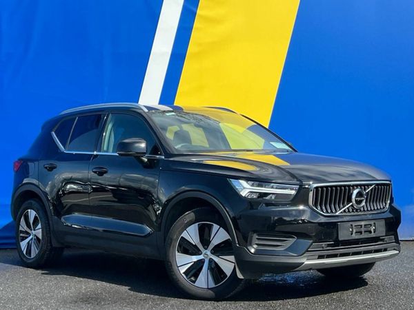 Volvo XC40 SUV, Petrol Plug-in Hybrid, 2022, Black