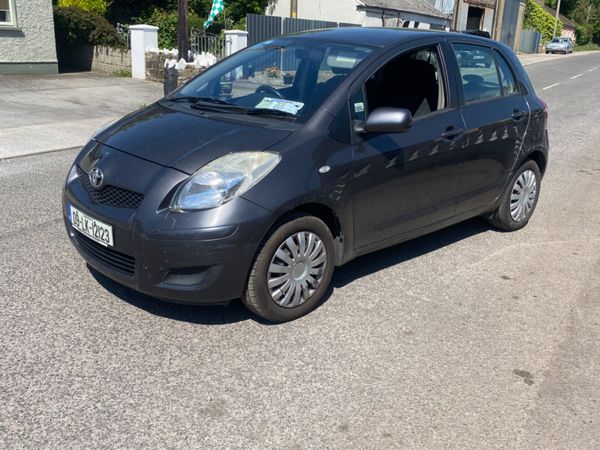 Toyota Yaris Hatchback, Petrol, 2009, Grey