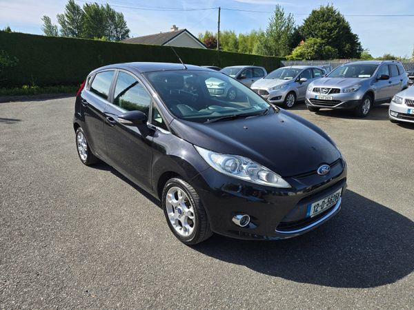 Ford Fiesta Hatchback, Petrol, 2012, Black