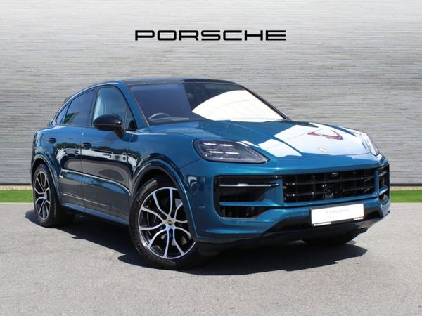 Porsche Cayenne SUV, Petrol Plug-in Hybrid, 2024, Blue