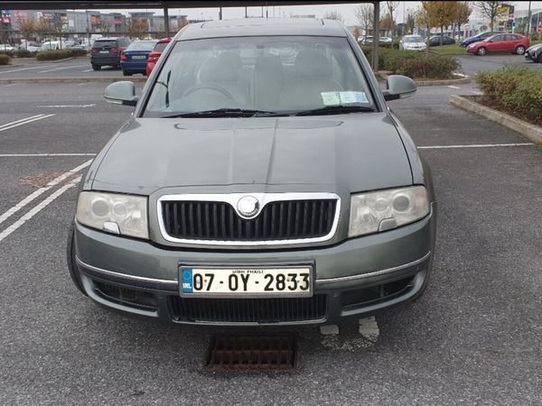 Skoda Superb Saloon, Diesel, 2007, Green