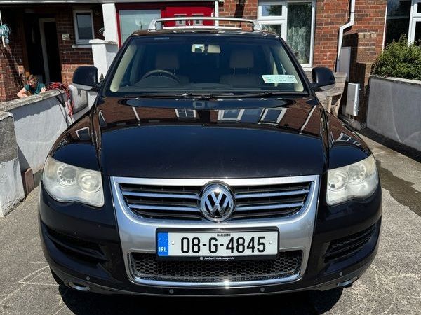 Volkswagen Touareg SUV, Diesel, 2008, Black