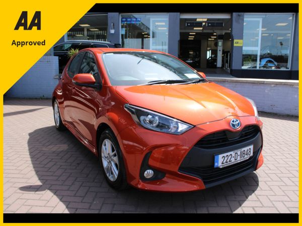 Toyota Yaris Hatchback, Petrol Hybrid, 2022, Orange