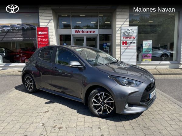 Toyota Yaris Hatchback, Hybrid, 2022, Grey