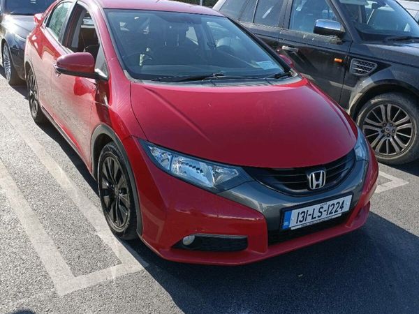 Honda Civic Hatchback, Diesel, 2013, Red