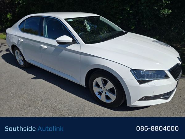 Skoda Superb Saloon, Diesel, 2015, White