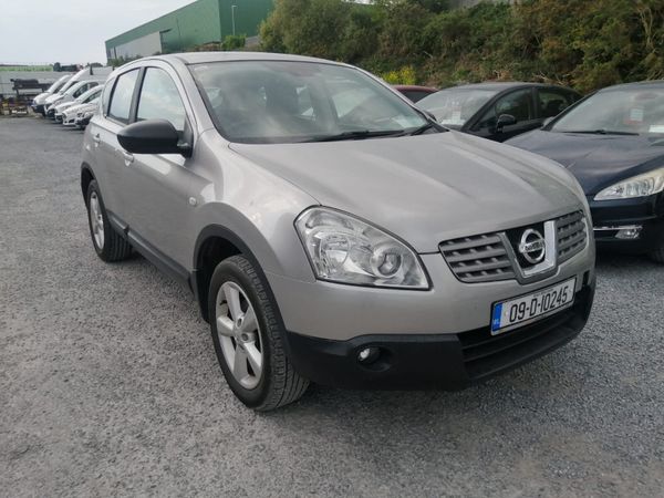 Nissan Qashqai Hatchback, Diesel, 2009, Silver
