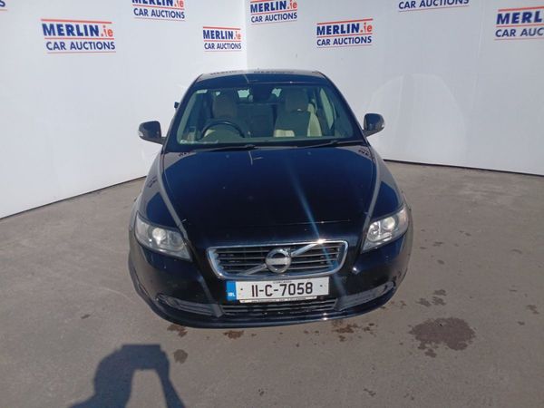 Volvo S40 Saloon, Diesel, 2011, Black