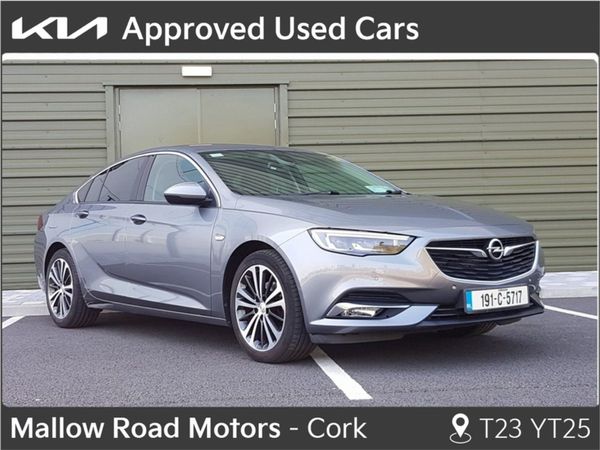 Opel Insignia Hatchback, Petrol, 2019, Grey