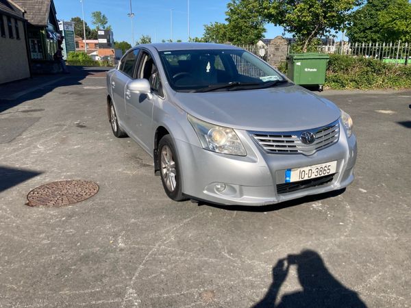 Toyota Avensis Saloon, Diesel, 2010, Silver
