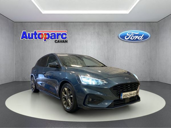 Ford Focus Hatchback, Diesel, 2020, Blue