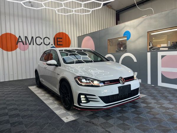 Volkswagen Golf Hatchback, Petrol, 2017, White