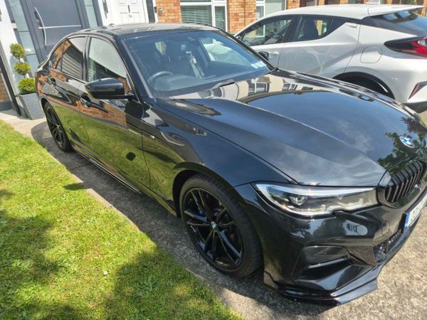 BMW 3-Series Saloon, Petrol Hybrid, 2020, Black