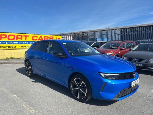 Opel Astra Hatchback, Diesel, 2024, Blue