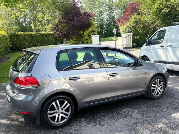 Volkswagen Golf Hatchback, Petrol, 2011, Grey