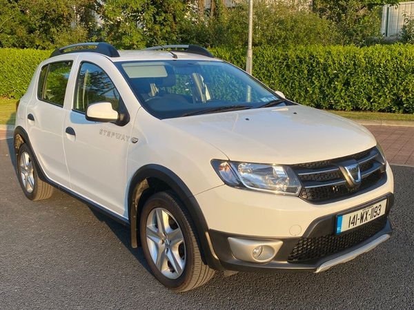 Dacia Sandero Stepway Hatchback, Diesel, 2014, White