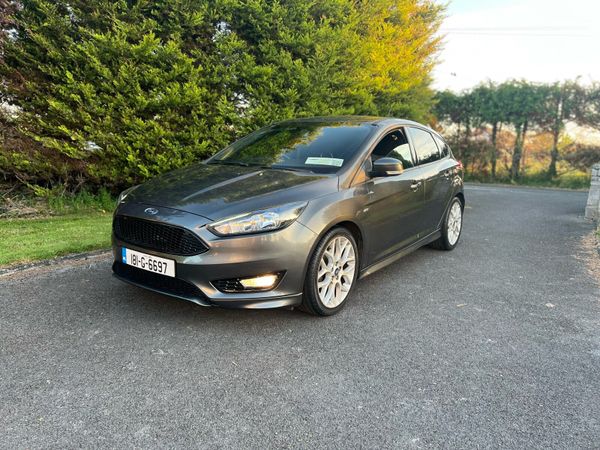 Ford Focus Hatchback, Petrol, 2018, Grey